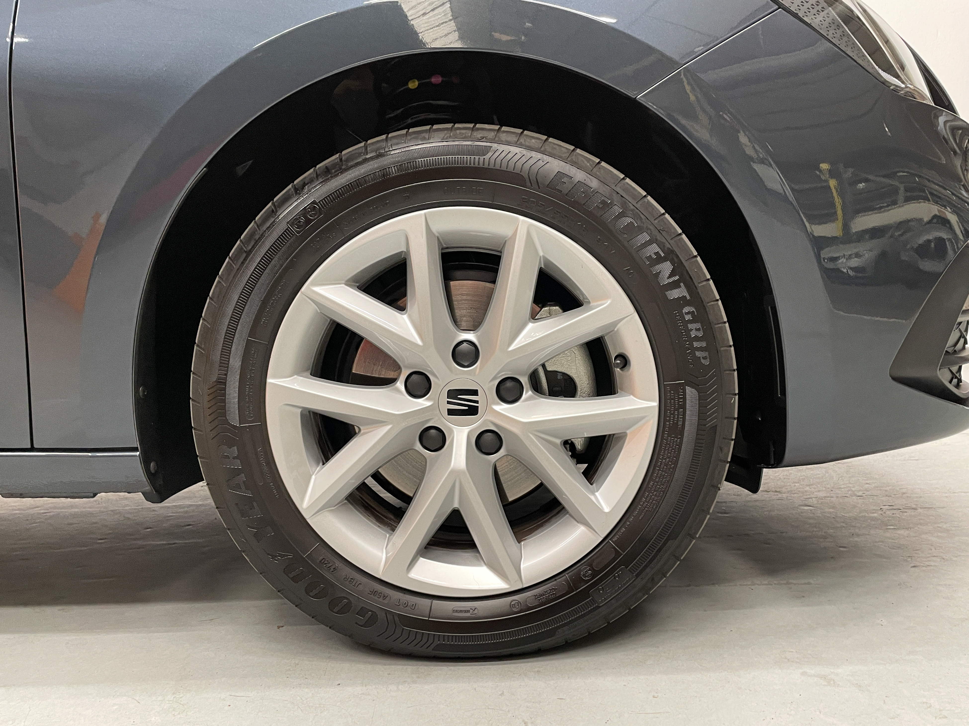 SEAT León 1.5 eTSI Style 25 Aniversario DSG 85 kW (116 CV) - 7