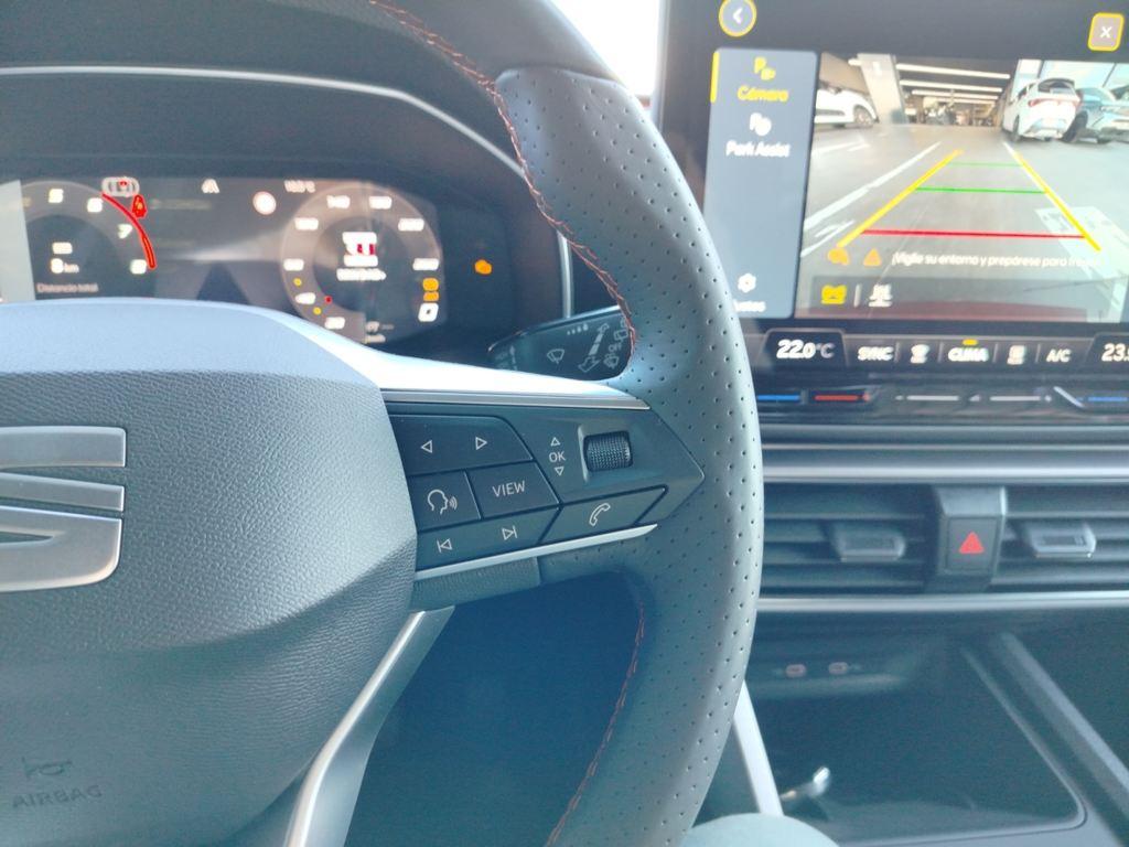 SEAT León 1.5 TSI S&S FR Special Edition 110 kW (150 CV) - 9