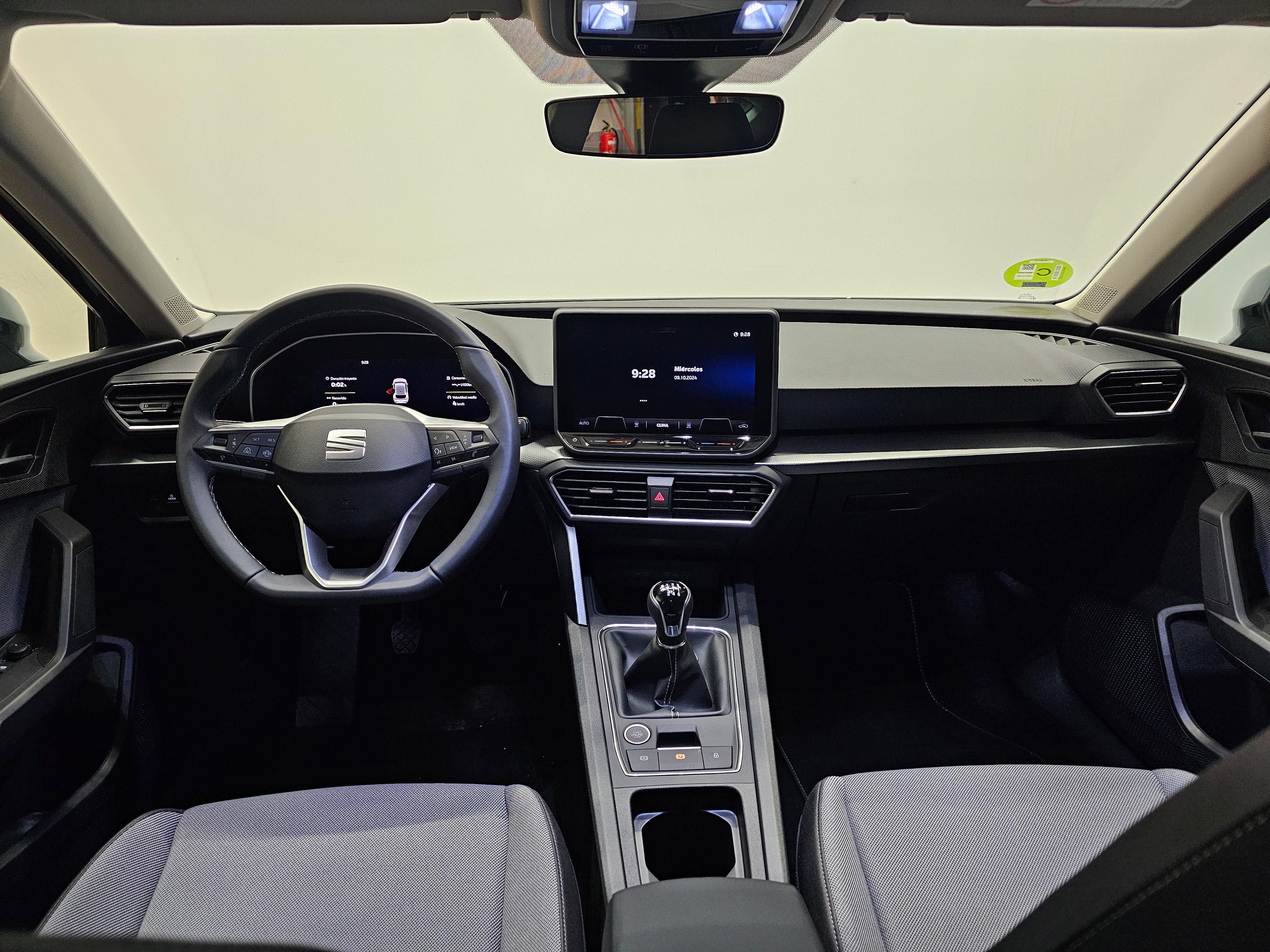 SEAT León 1.5 TSI S&S Style 25 Aniversario 85 kW (116 CV) - 3