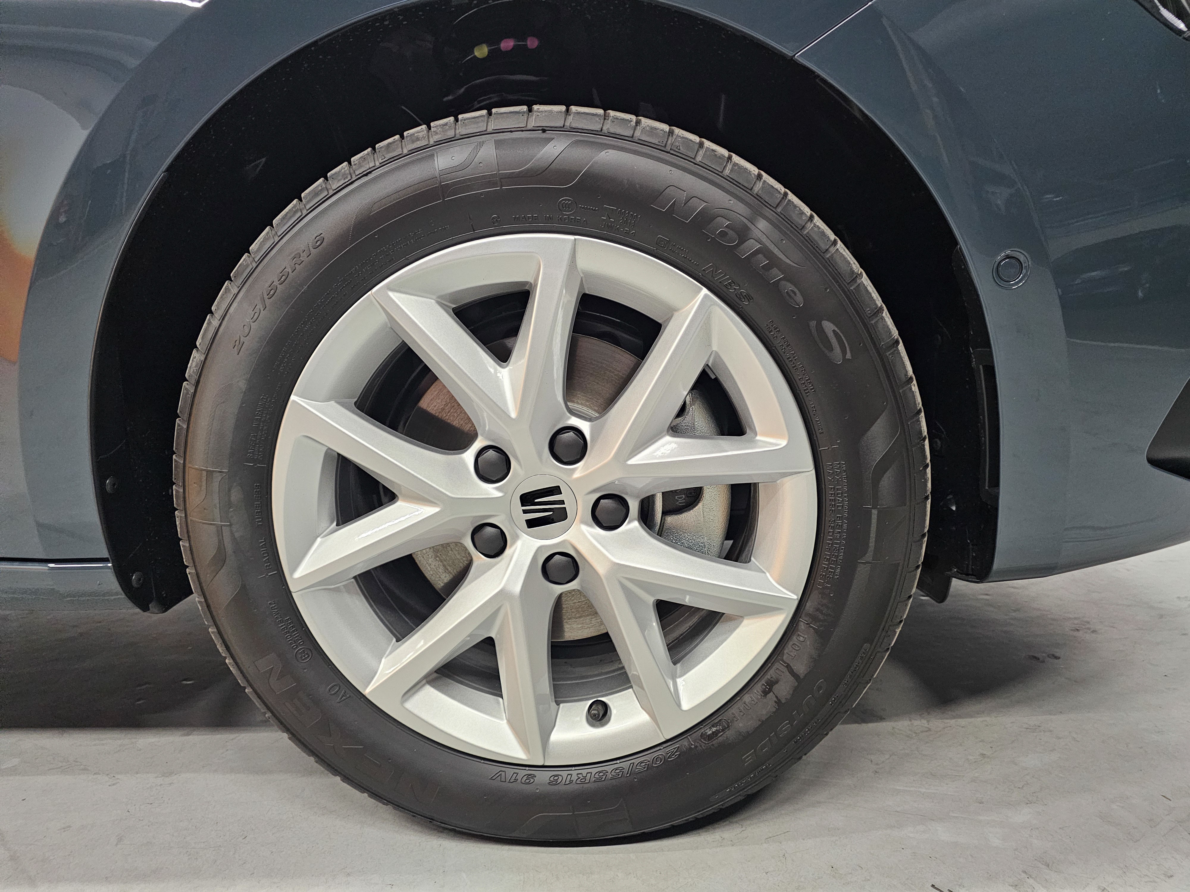 SEAT León 1.5 TSI S&S Style 25 Aniversario 85 kW (116 CV) - 7