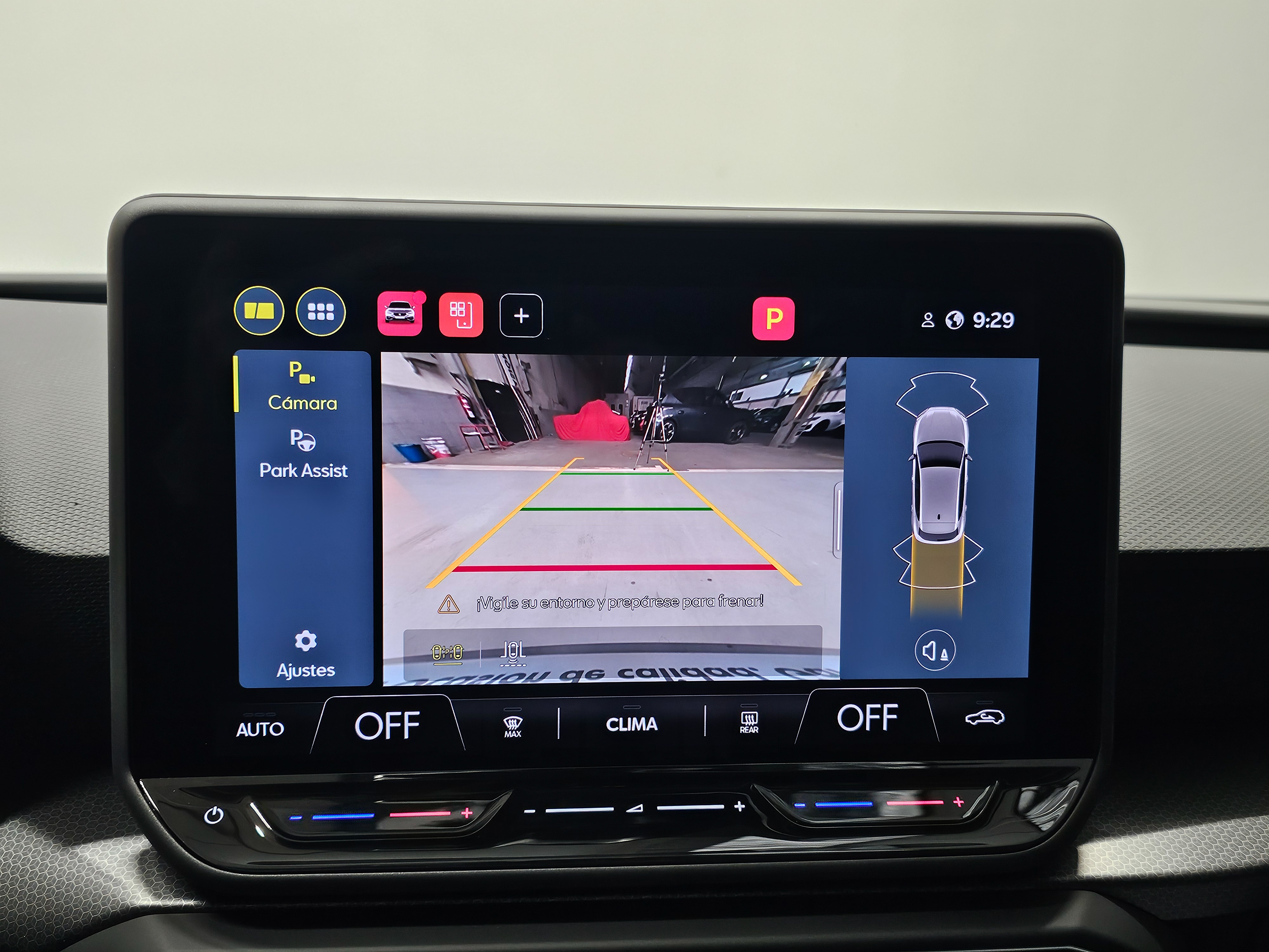 SEAT León 1.5 TSI S&S Style 25 Aniversario 85 kW (116 CV) - 11