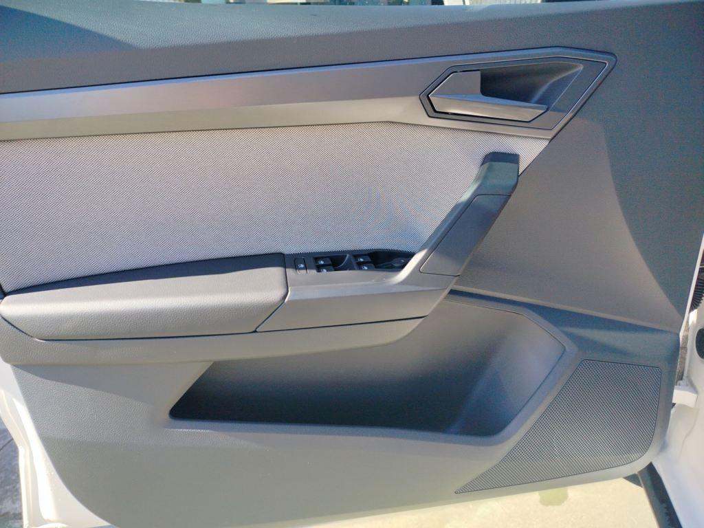 SEAT Arona 1.0 TSI S&S FR 85 kW (115 CV) - 8