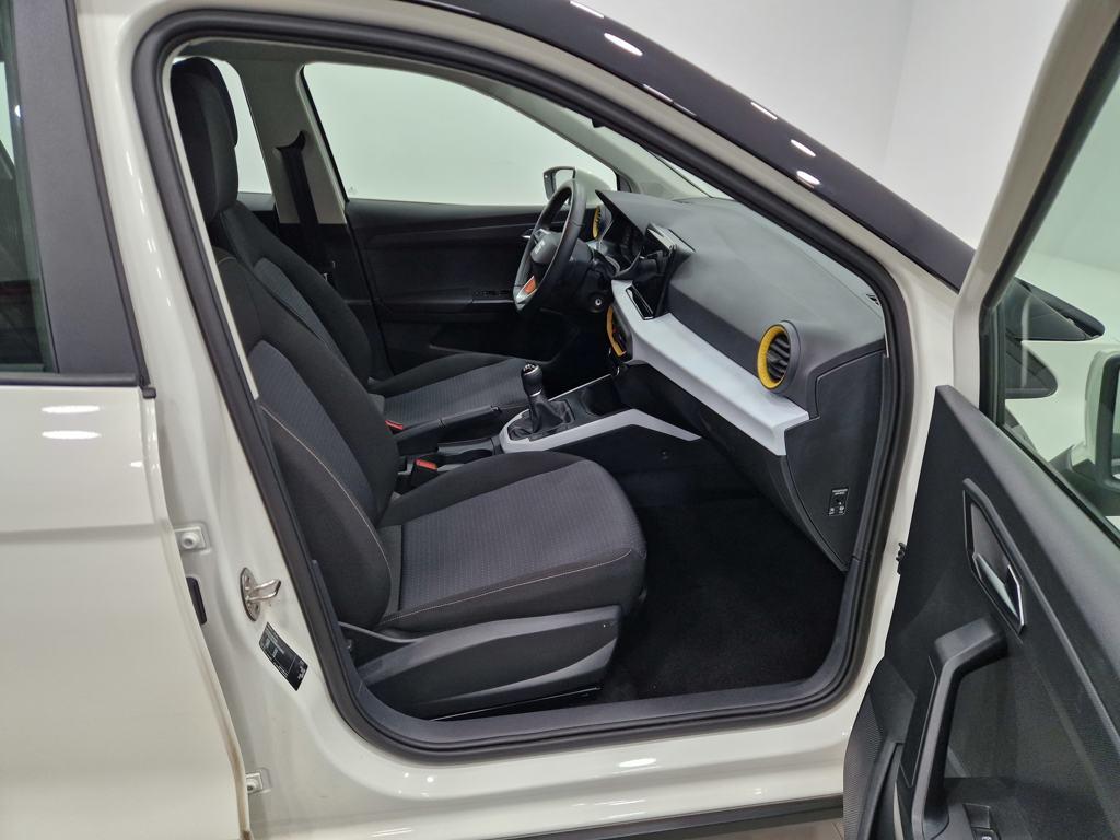 SEAT Arona 1.0 TSI Style XM 81 kW (110 CV) - 4