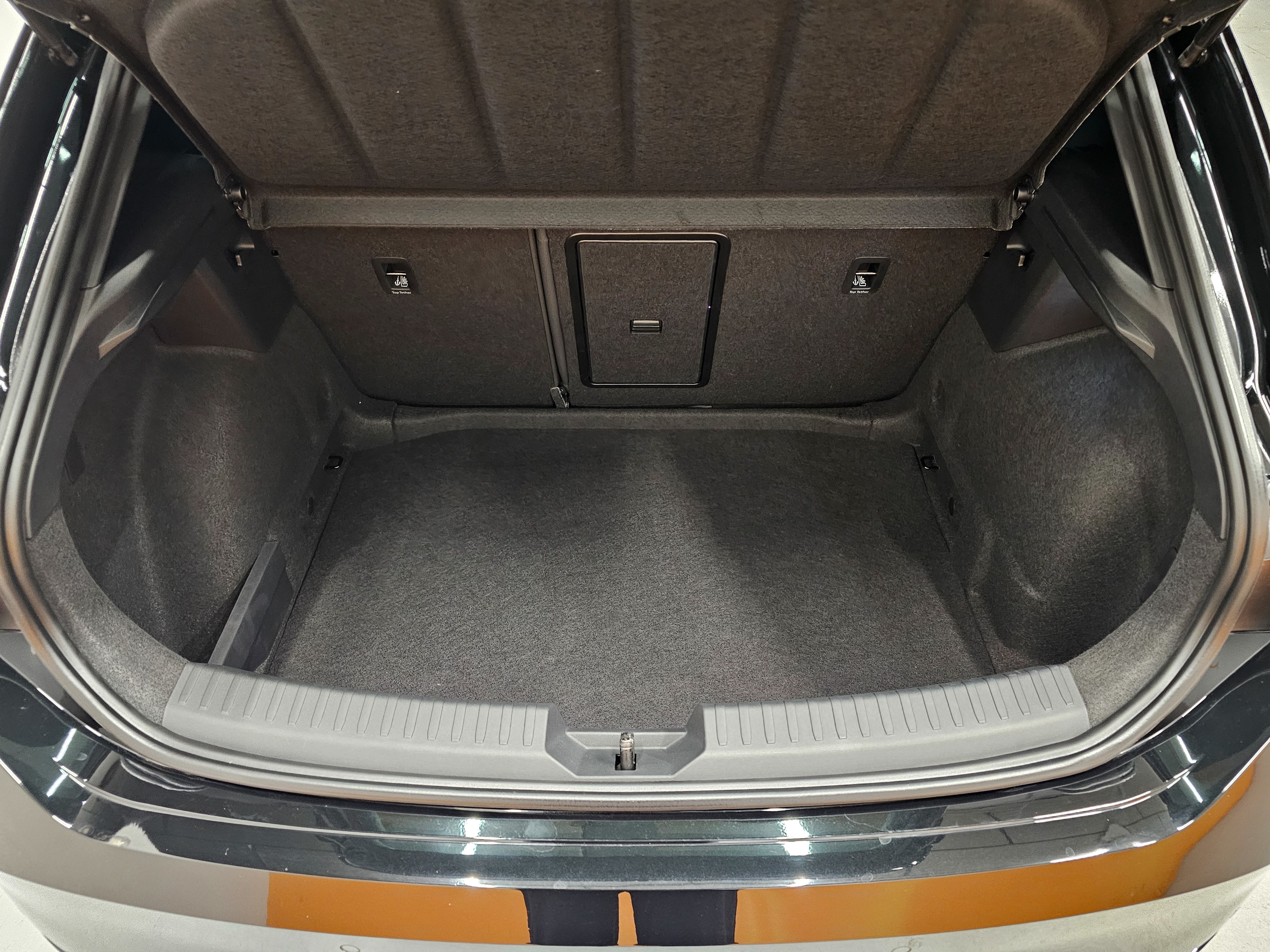 SEAT León 1.5 TSI S&S FR 25 Aniversario 85 kW (116 CV) - 6