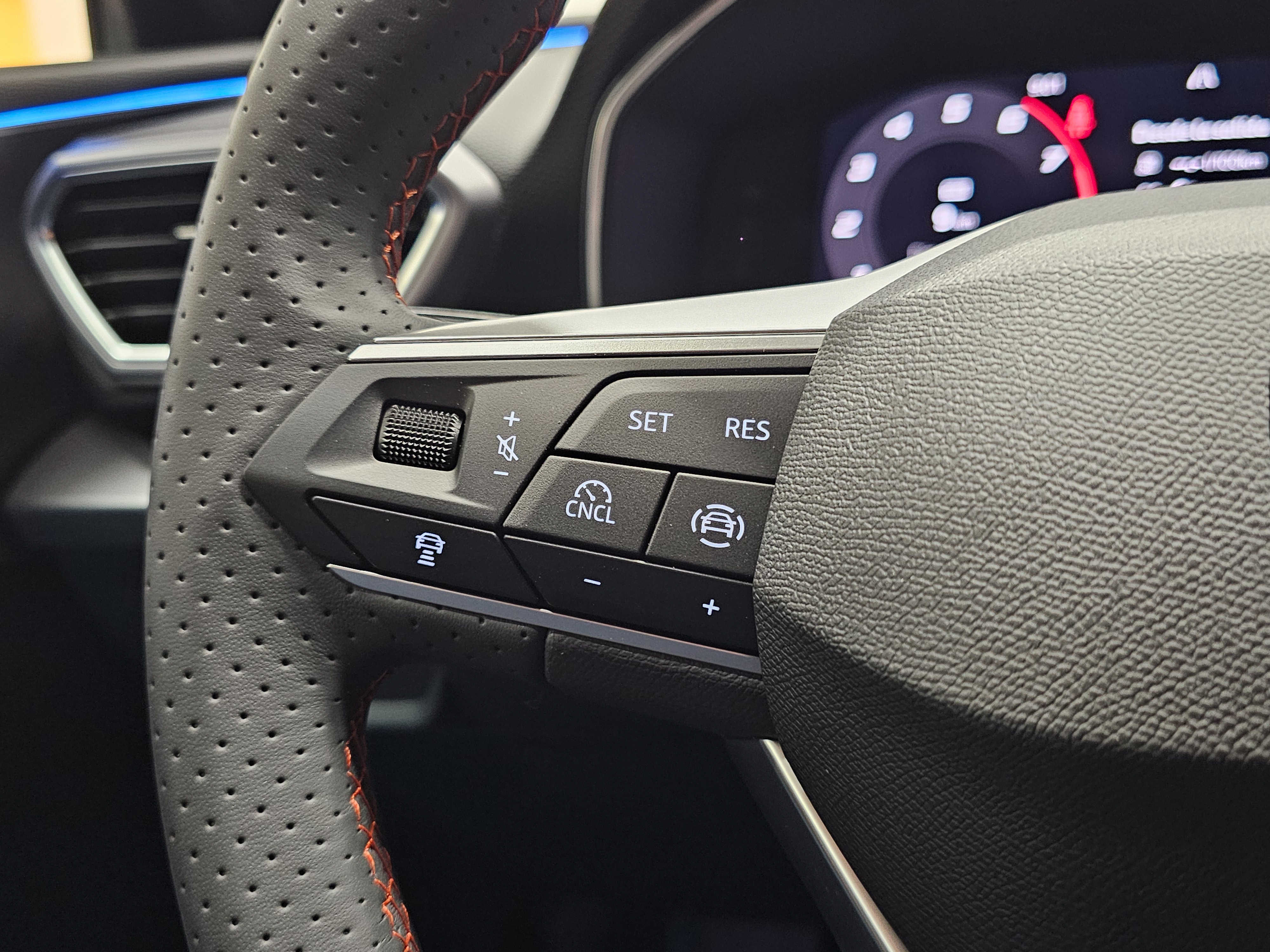 SEAT León 1.5 TSI S&S FR 25 Aniversario 85 kW (116 CV) - 17