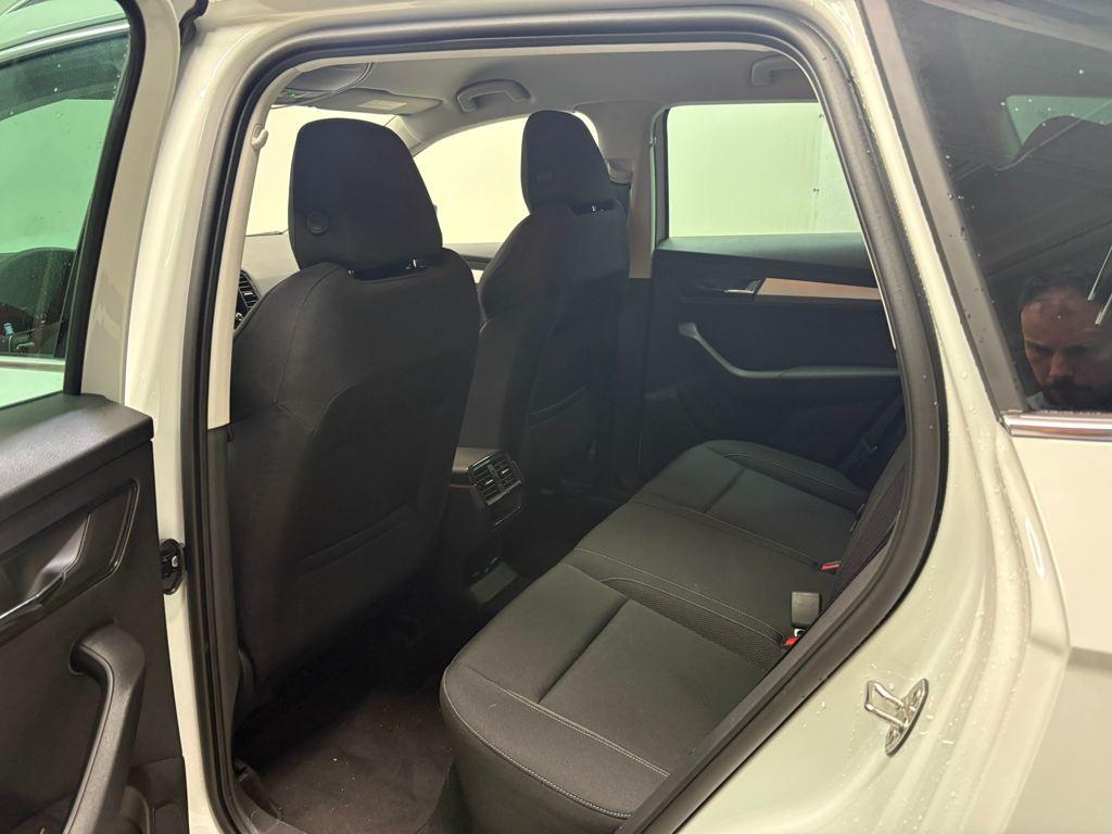 Skoda Karoq 1.5 TSI ACT Selection DSG 110 kW (150 CV) - 9