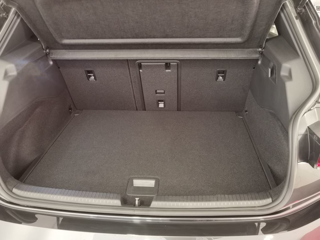 CUPRA Born 58 kWh 150 kW (204 CV) - 6