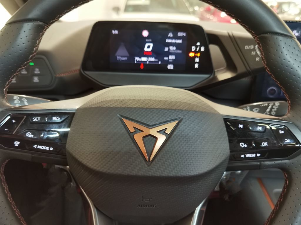 CUPRA Born 58 kWh 150 kW (204 CV) - 8