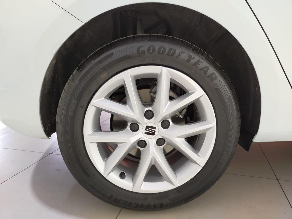 SEAT León 2.0 TDI S&S Style XS 85 kW (115 CV) - 7