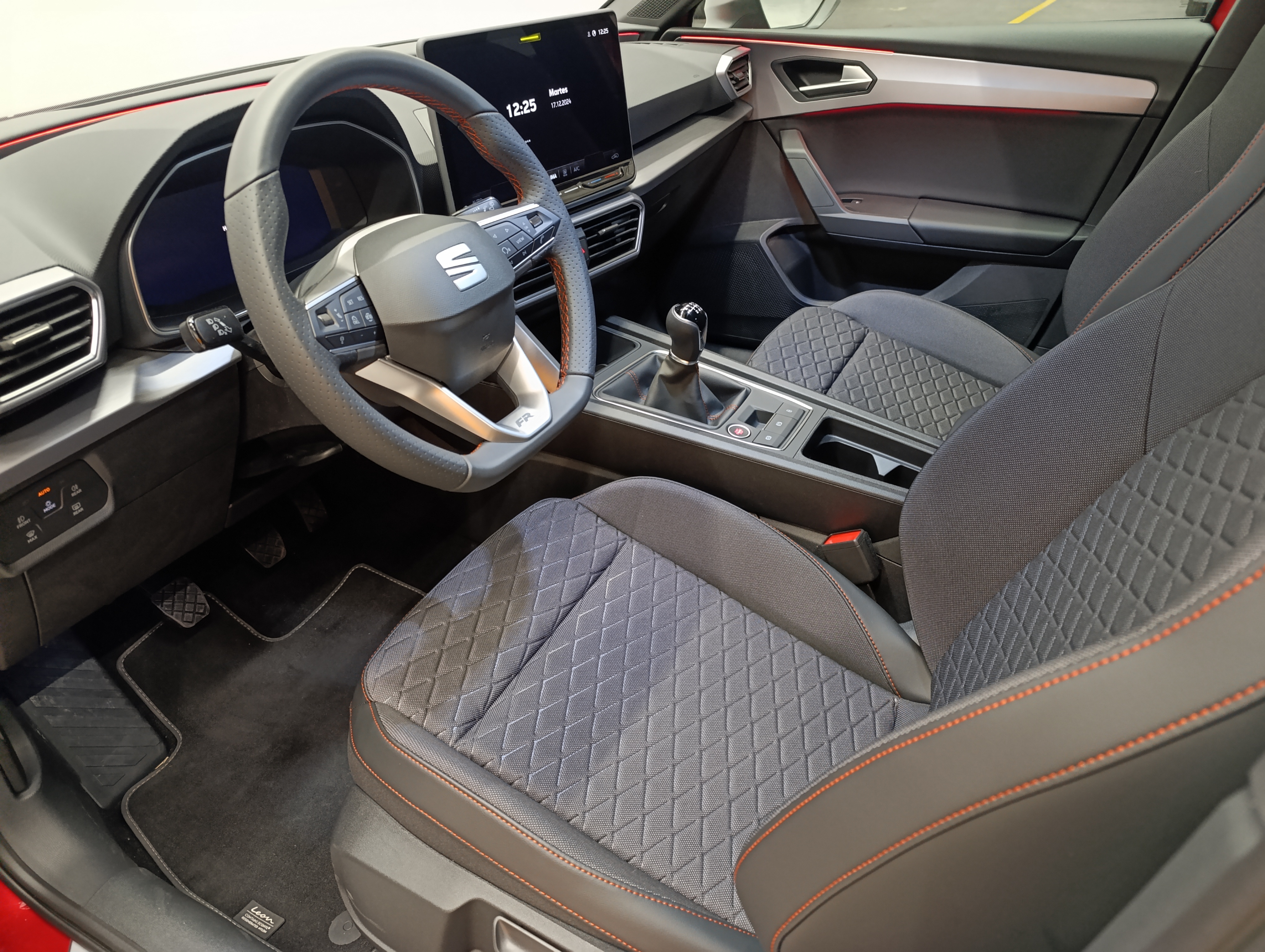 SEAT León 1.5 TSI S&S FR 25 Aniversario 85 kW (116 CV) - 9