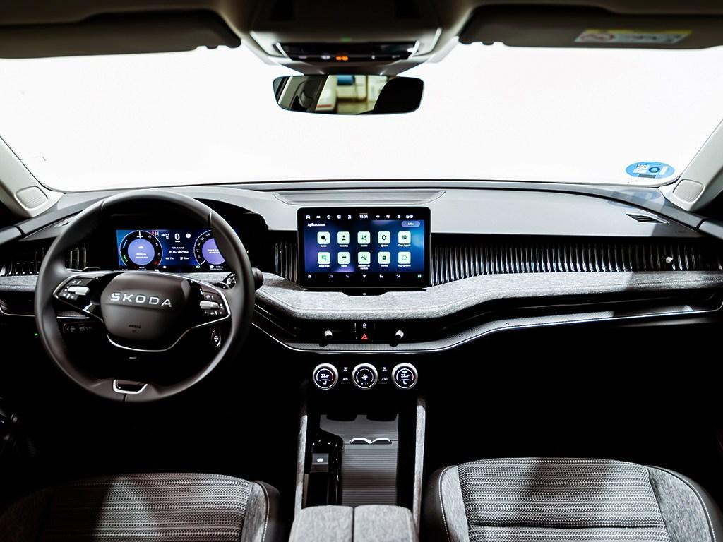Skoda Superb 1.5 TSI iV P-HEV Selection DSG 150 kW (204 CV) - 3