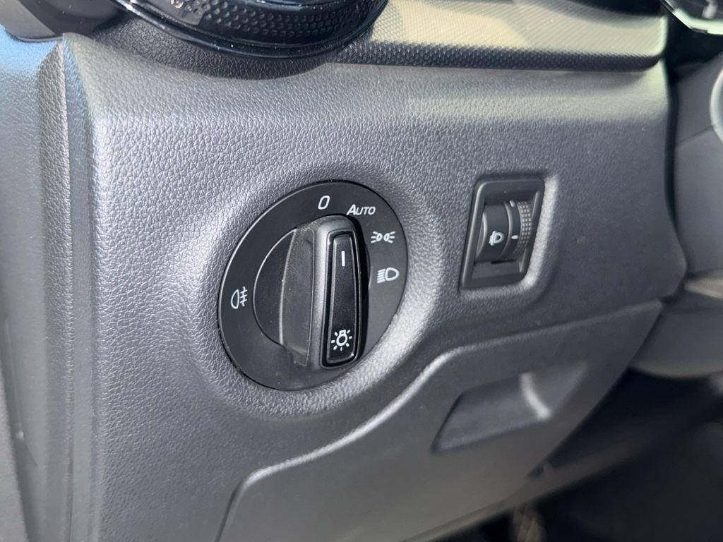 Skoda Fabia 1.0 MPI Active 59 kW (80 CV) - 14