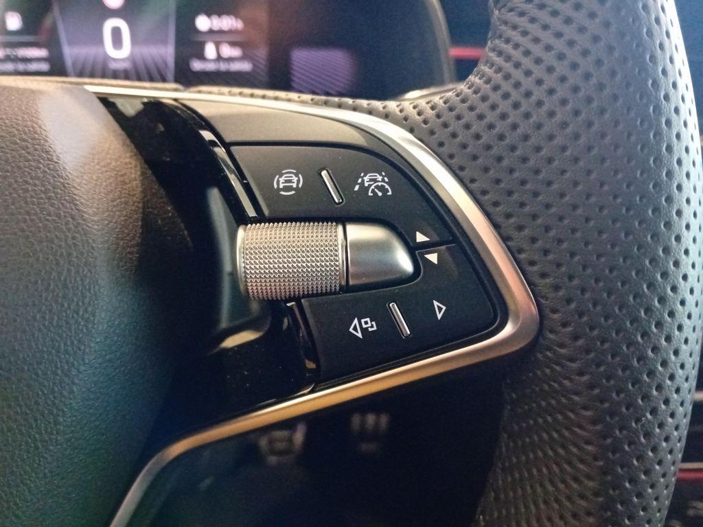 Skoda Kamiq 1.0 TSI Plus 85 kW (115 CV) - 14