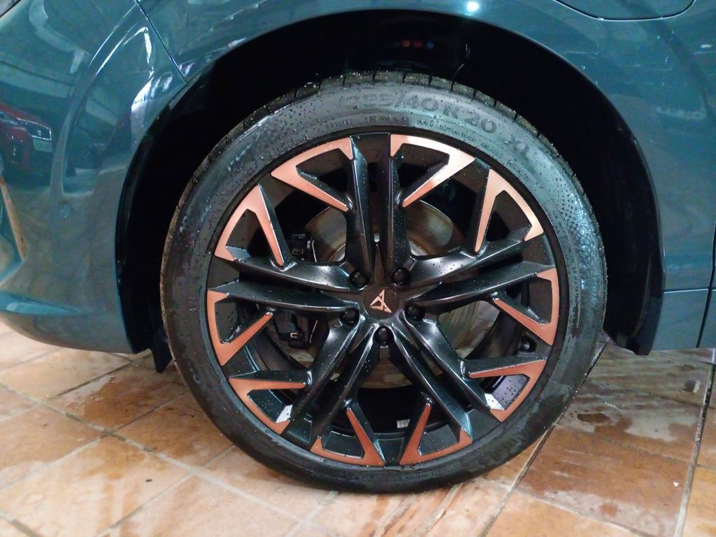 CUPRA Terramar 1.5 TSI e-Hybrid VZ DSG 200 kW (272 CV) - 7