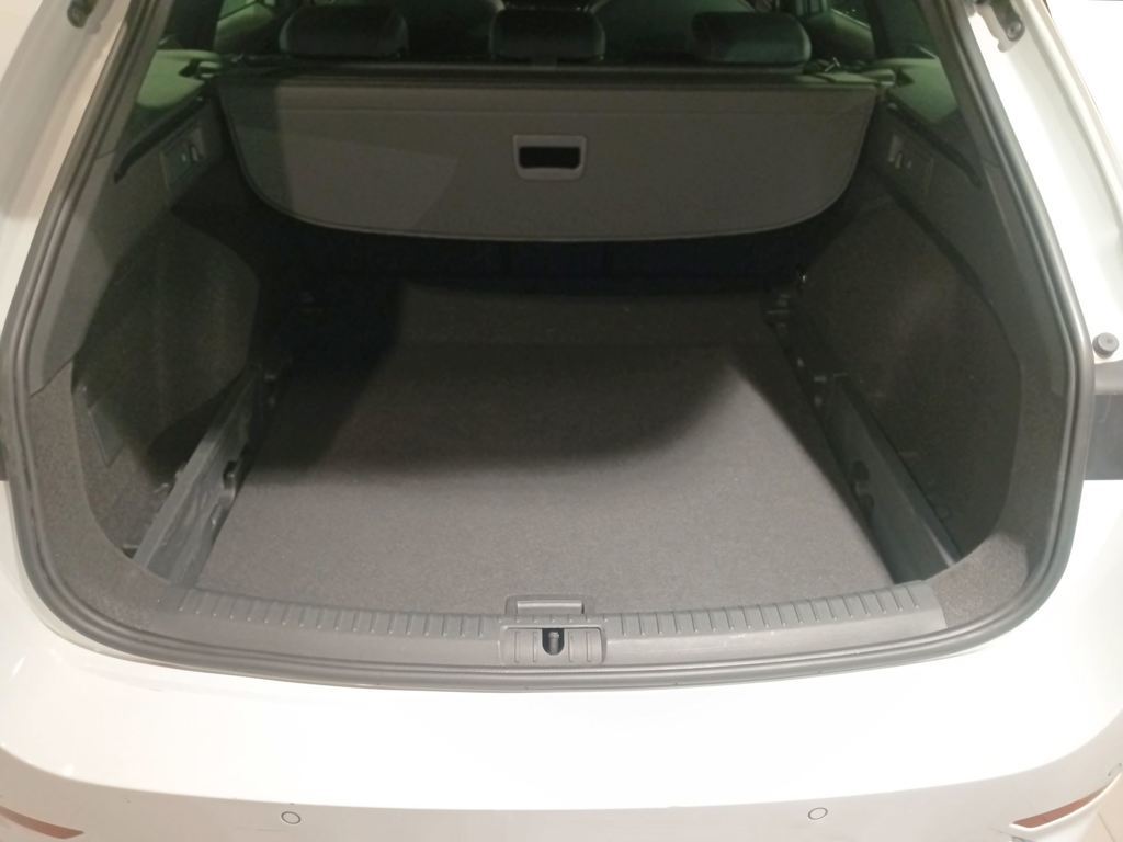 CUPRA Leon Sportstourer 1.5 eTSI DSG 110 kW (150 CV) - 6