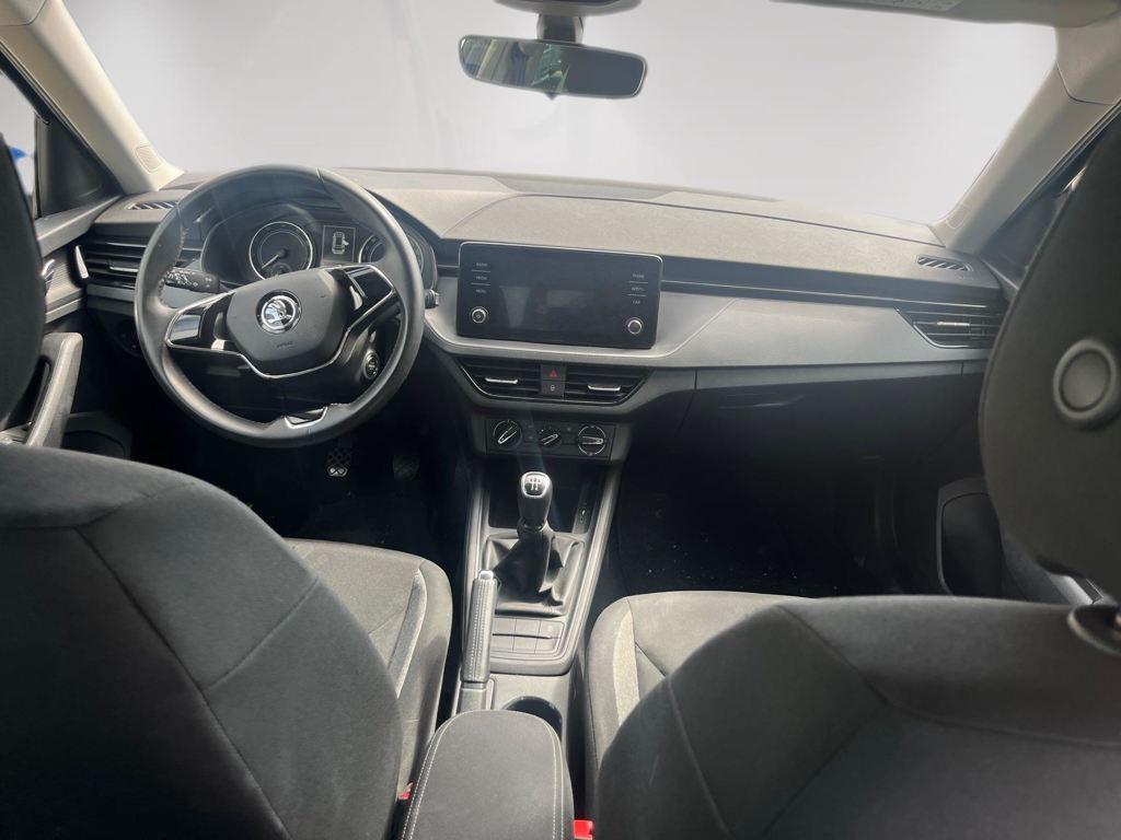 Skoda Kamiq 1.0 TSI Active 70 kW (95 CV) - 3