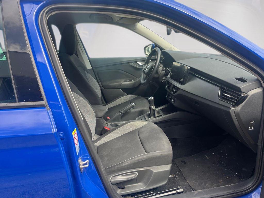 Skoda Kamiq 1.0 TSI Active 70 kW (95 CV) - 4