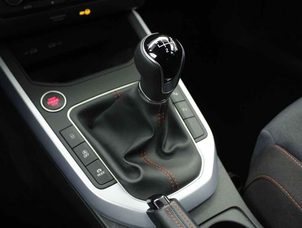 SEAT Arona 1.0 TSI FR Special Edition 85 kW (115 CV) - 9