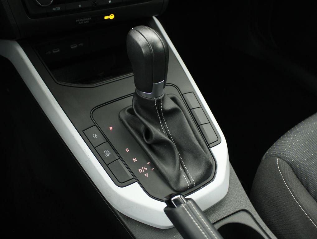 SEAT Arona 1.0 TSI Style Special Edition DSG 85 kW (115 CV) - 9