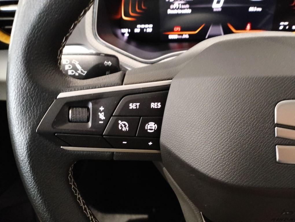 SEAT Ibiza 1.0 MPI S&S Style XM 59 kW (80 CV) - 10