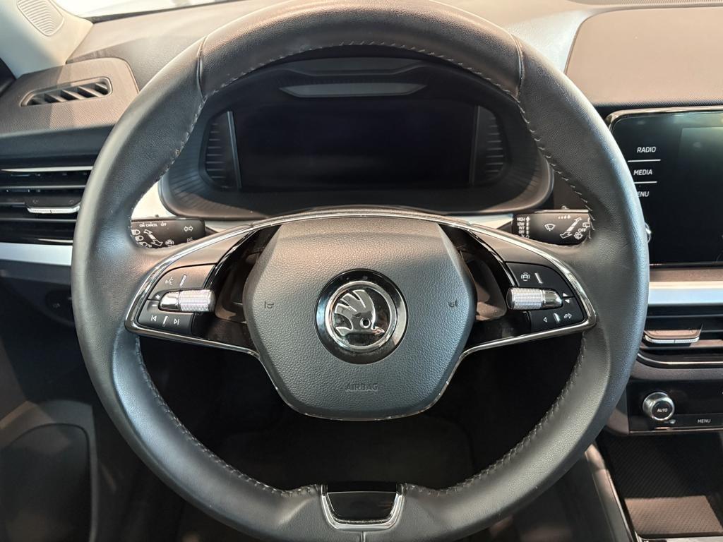 Skoda Kamiq 1.0 TSI Selection DSG 85 kW (115 CV) - 10