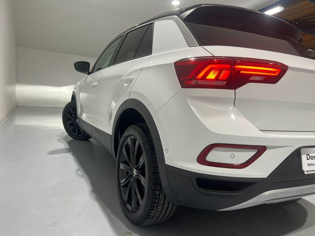 Volkswagen T-Roc Dark 1.0 TSI 81 kW (110 CV) - 17
