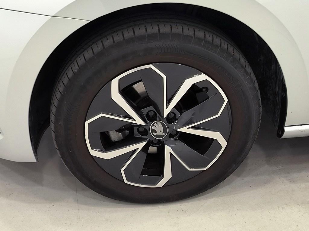 Skoda Scala 1.0 TSI Selection 85 kW (115 CV) - 7