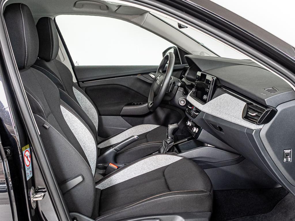 Skoda Kamiq 1.0 TSI Selection DSG 85 kW (115 CV) - 4