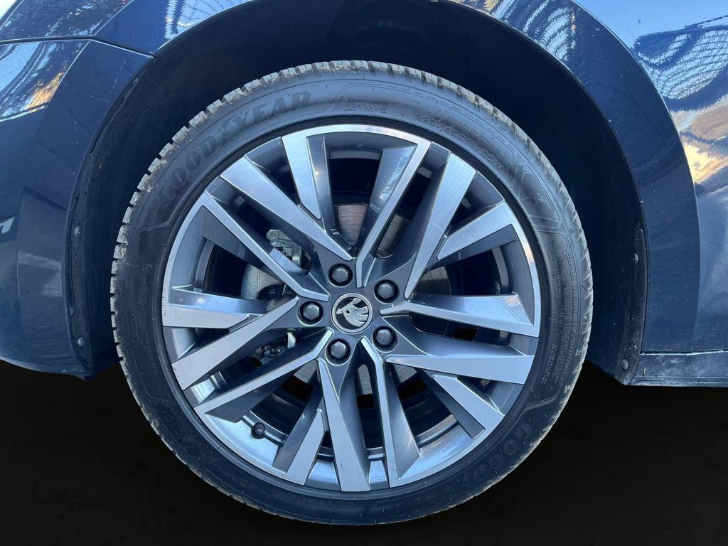 Skoda Octavia Combi 1.5 TSI m-HEV Design DSG 110 kW (150 CV) - 7