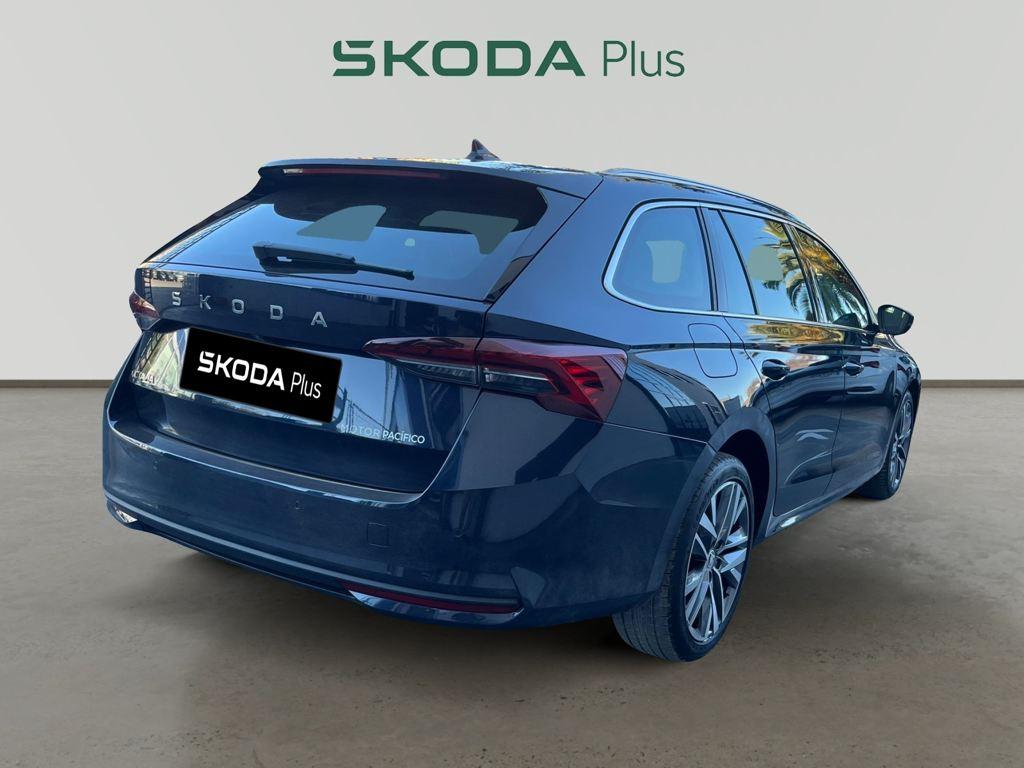 Skoda Octavia Combi 1.5 TSI m-HEV Design DSG 110 kW (150 CV) - 10