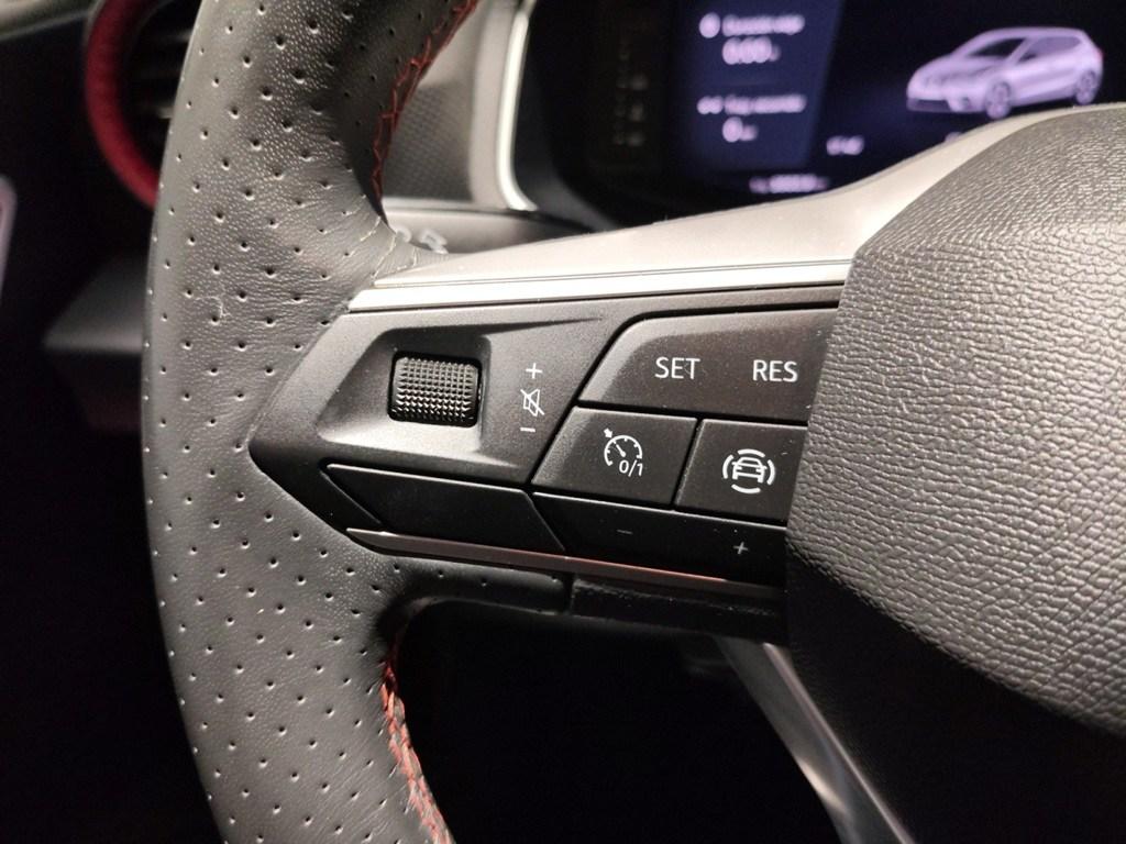 SEAT Ibiza 1.0 TSI S&S FR XS 85 kW (115 CV) - 10