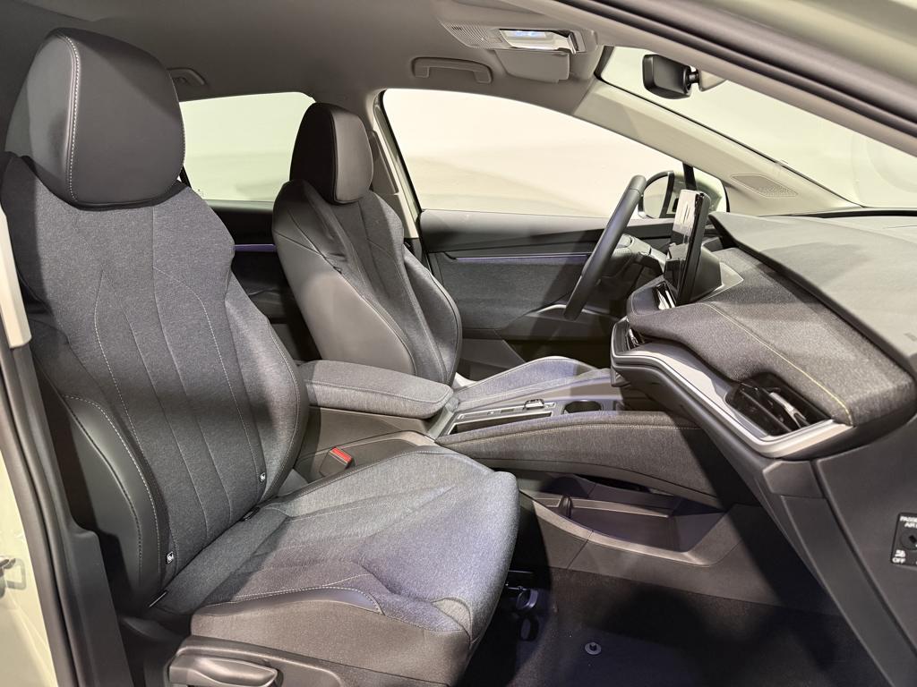 Skoda Elroq 85 82 kWh 210 kW (286 CV) - 4