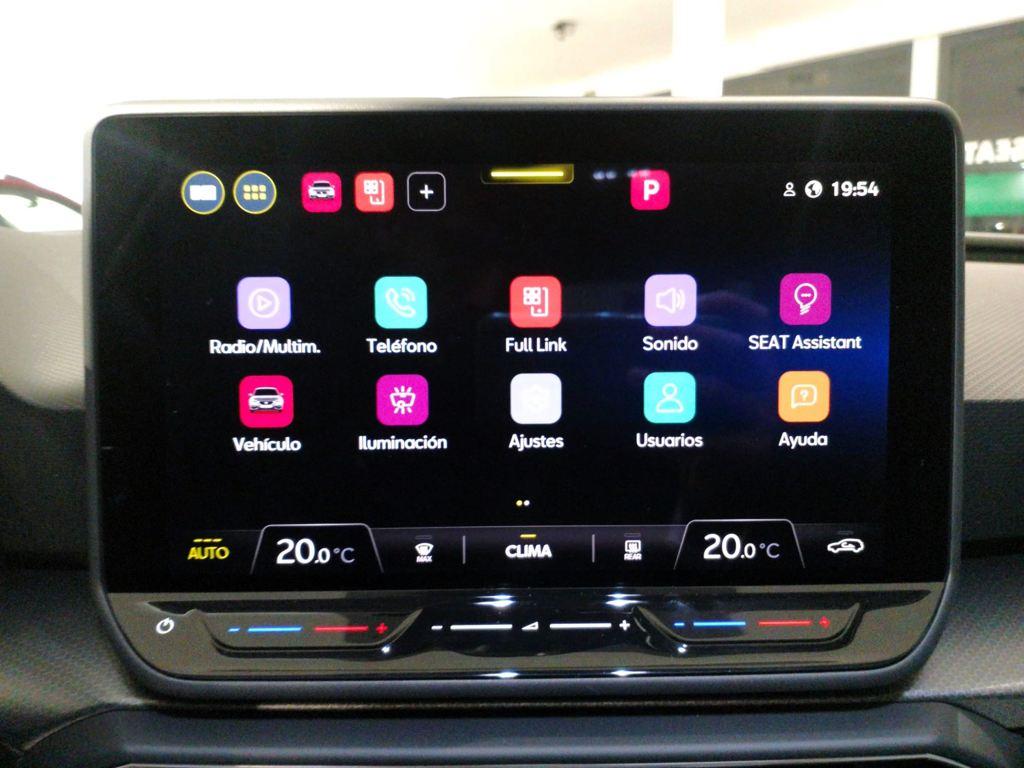 SEAT León 1.5 TSI S&S Style 25 Aniversario 85 kW (116 CV) - 14
