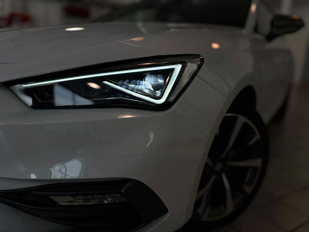 SEAT León ST 1.5 TSI S&S FR Special Edition 110 kW (150 CV) - 16