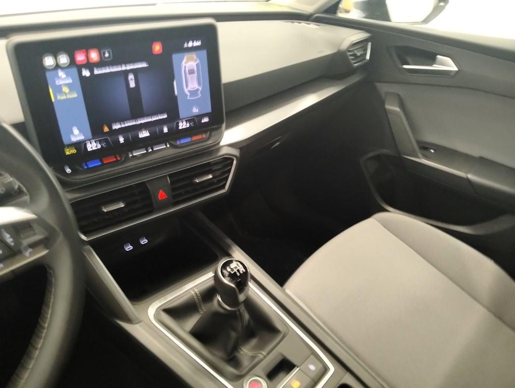 SEAT León 1.5 TSI S&S Style 25 Aniversario 85 kW (116 CV) - 11