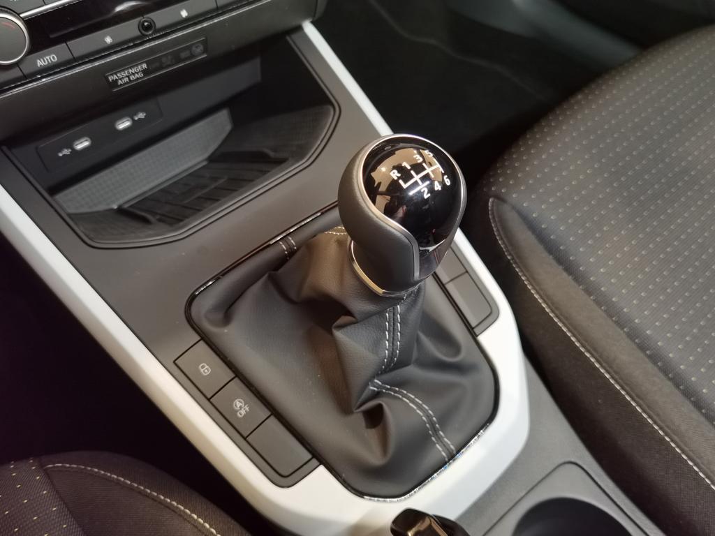 SEAT Arona 1.0 TSI Style Special Edition 85 kW (115 CV) - 8