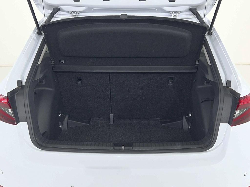 Skoda Fabia 1.0 MPI Selection 59 kW (80 CV) - 6