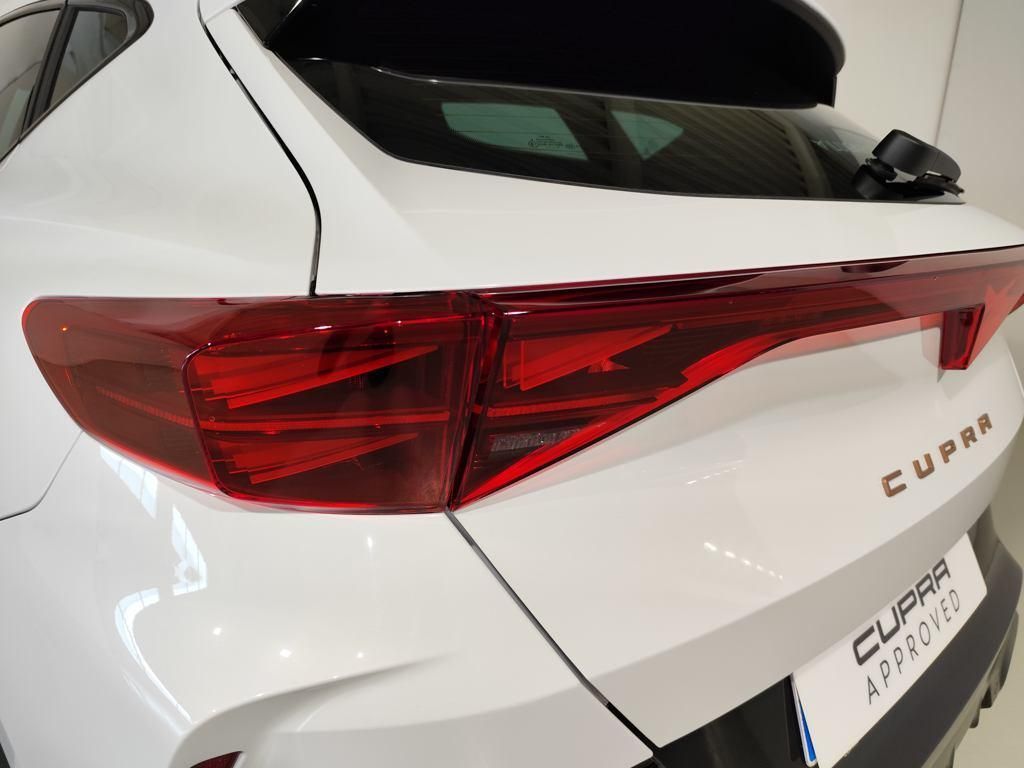 CUPRA Formentor 1.5 TSI e-Hybrid DSG 150 kW (204 CV) - 8