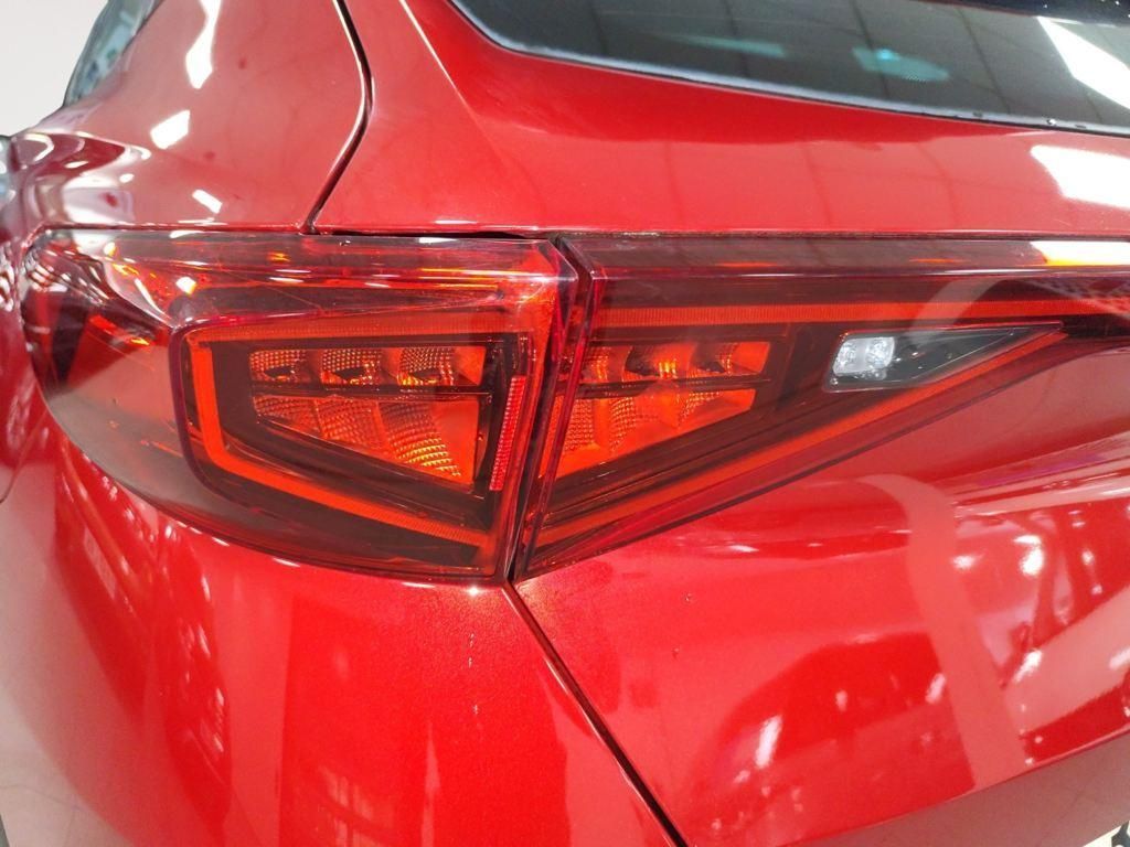 CUPRA Formentor 1.5 TSI DSG 110 kW (150 CV) - 10