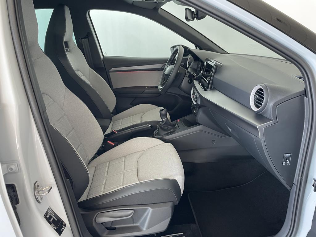 SEAT Arona 1.0 TSI S&S FR 85 kW (115 CV) - 4