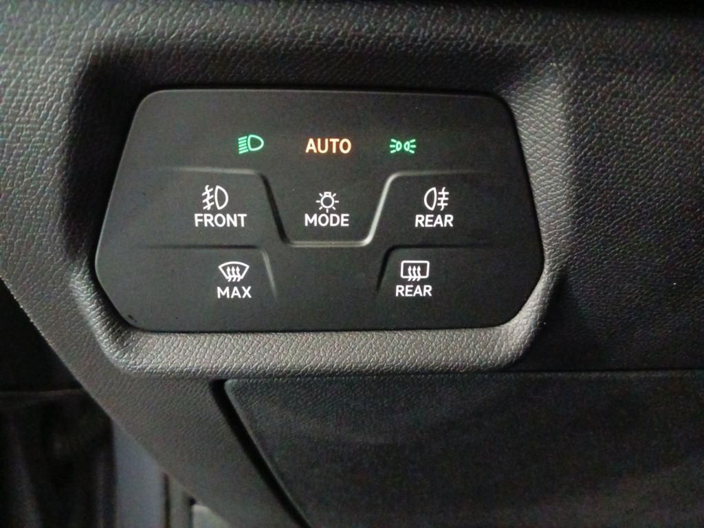 CUPRA Leon Sportstourer 1.5 eTSI DSG 110 kW (150 CV) - 13