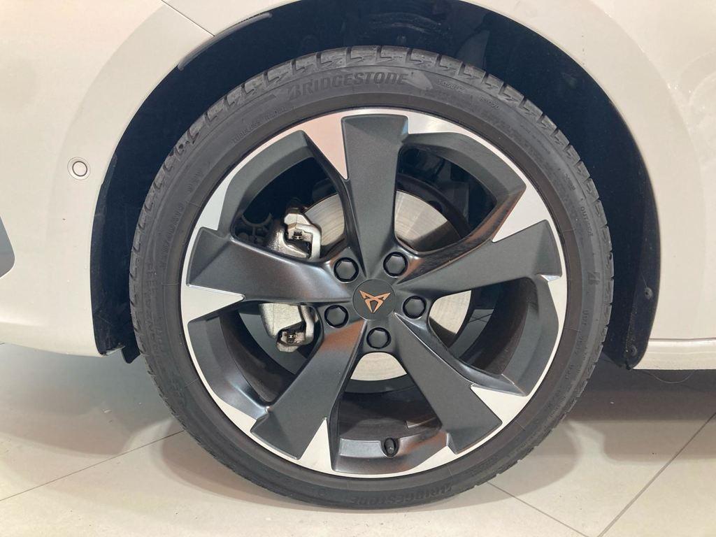 CUPRA Leon Sportstourer 1.5 eTSI DSG 110 kW (150 CV) - 7