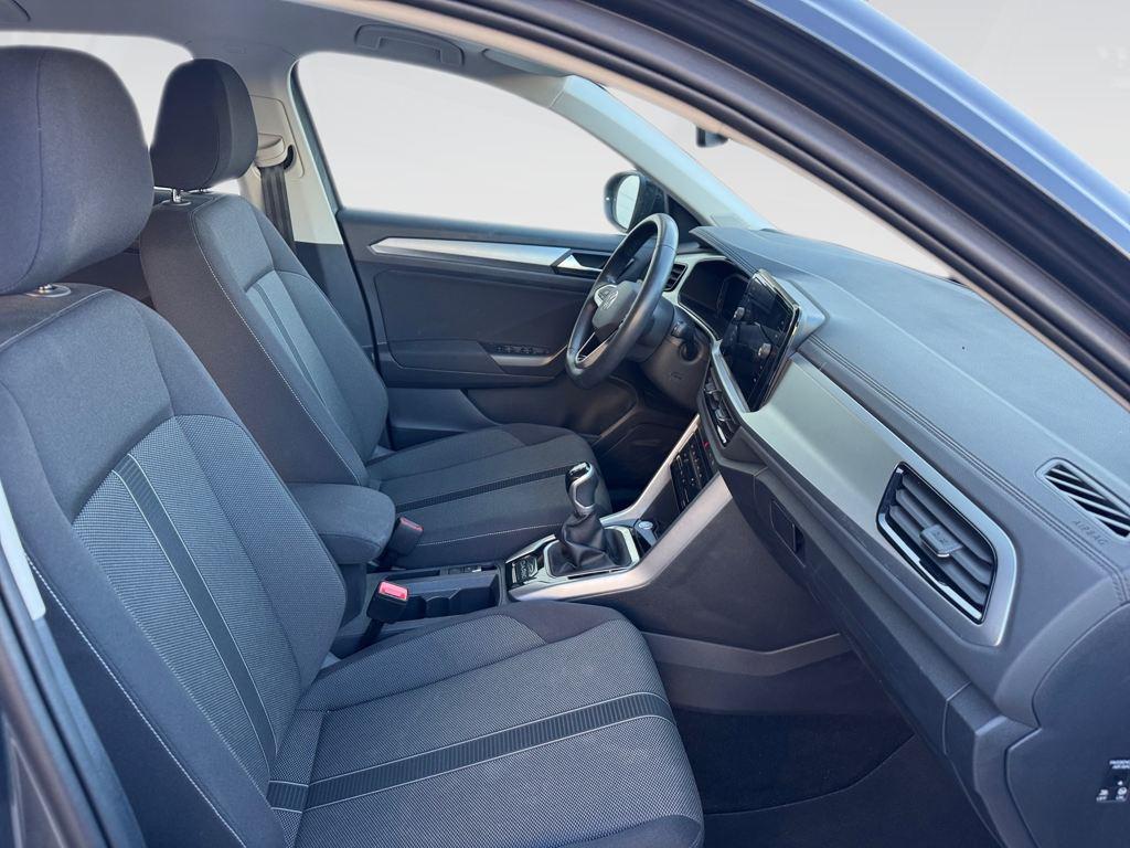 Volkswagen T-Roc Dark 1.0 TSI 81 kW (110 CV) - 4