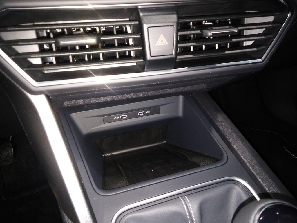 SEAT León ST 2.0 TDI Style XS 85 kW (116 CV) - 15