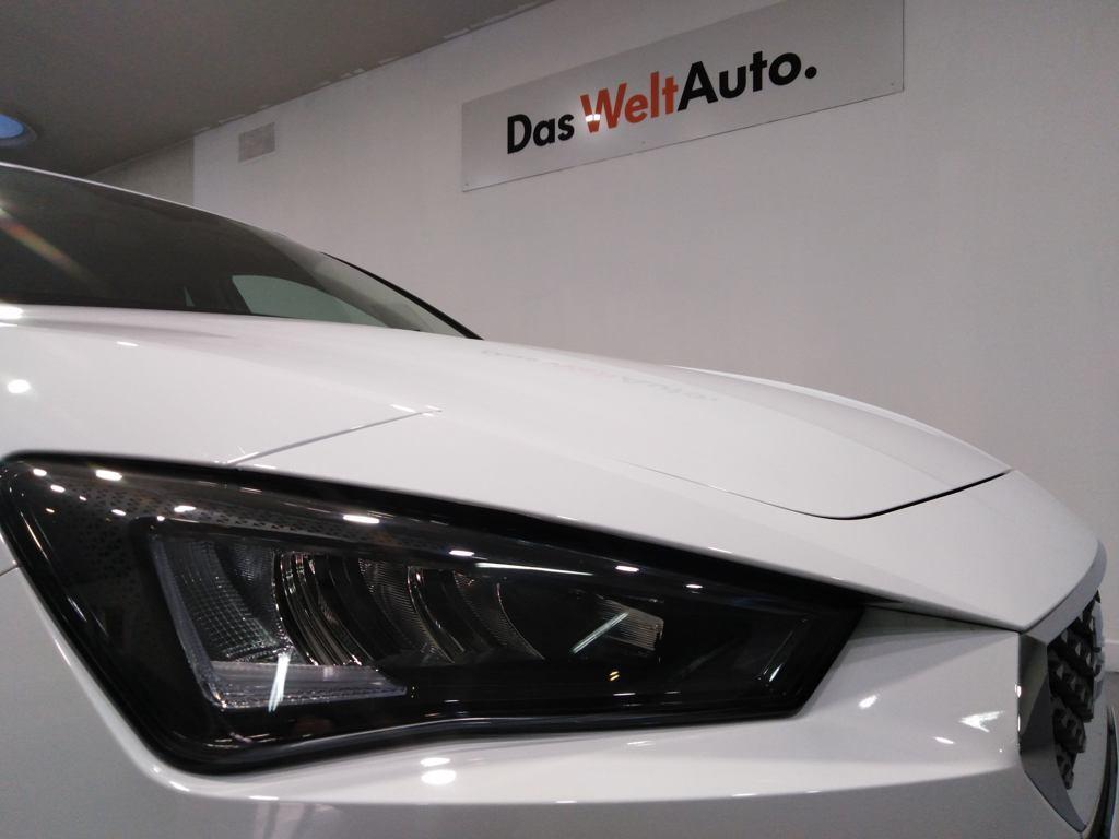 SEAT León ST 2.0 TDI Style XS 85 kW (116 CV) - 16