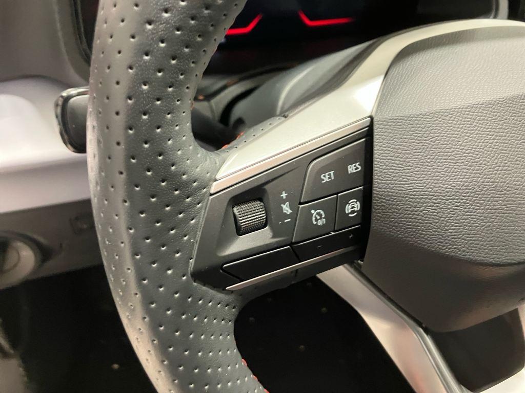 SEAT Ibiza 1.0 TSI S&S FR XS 85 kW (115 CV) - 8