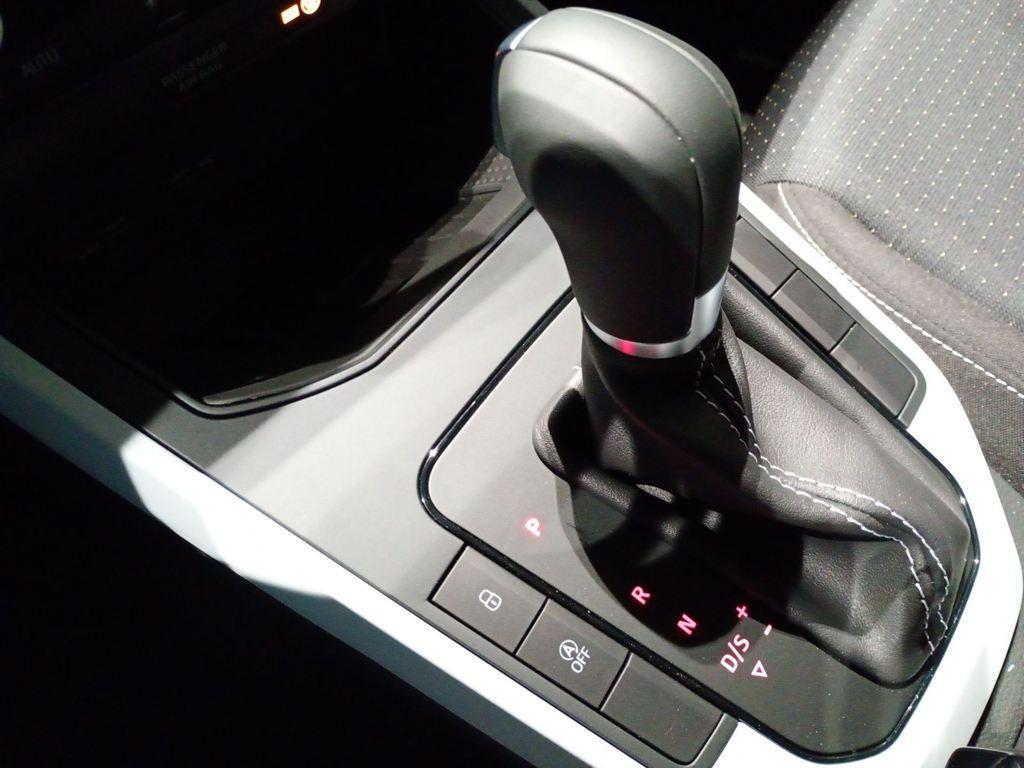 SEAT Arona 1.0 TSI Style XM DSG 81 kW (110 CV) - 8