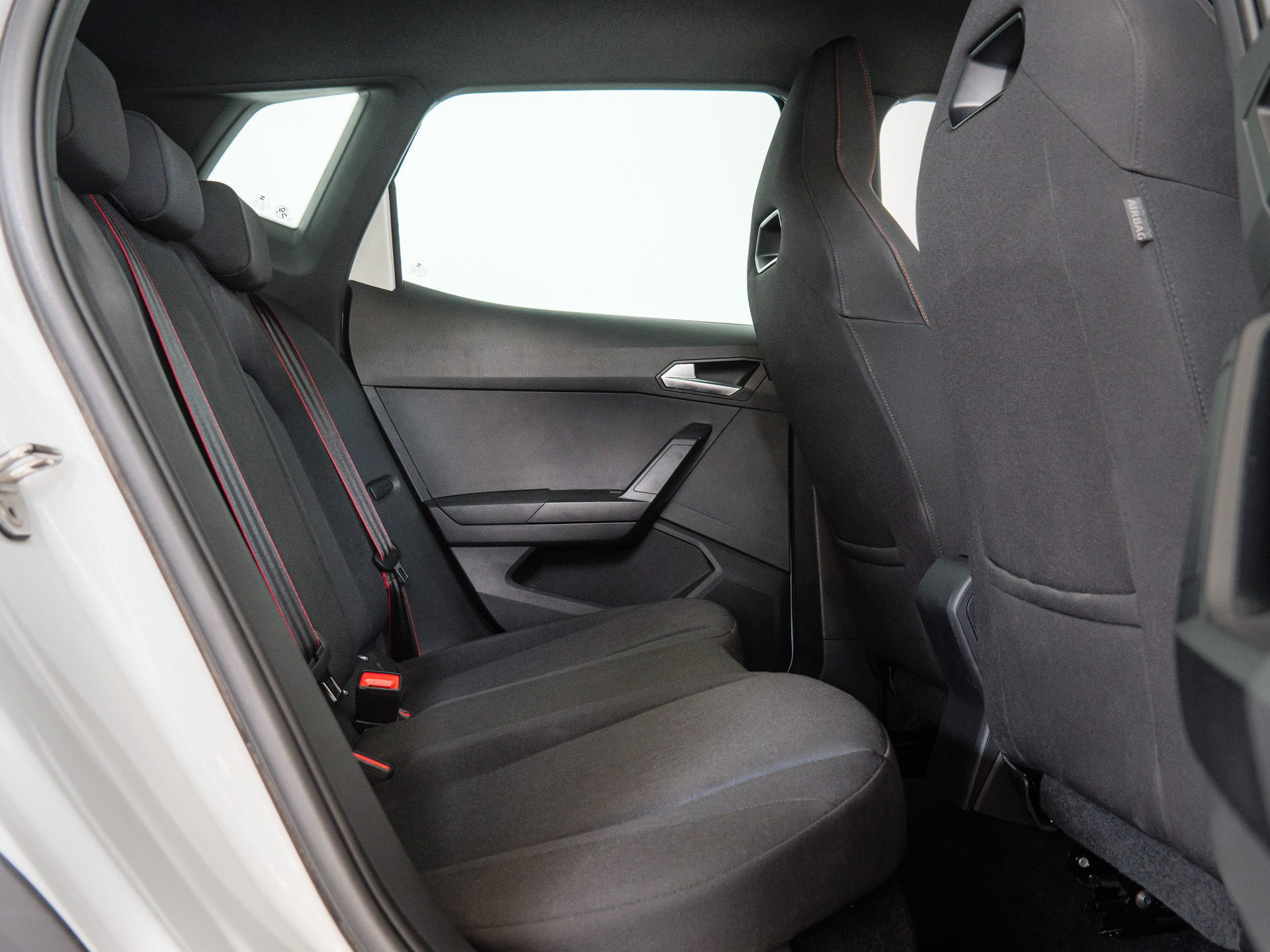 SEAT Arona 1.0 TSI FR Special Edition 85 kW (115 CV) - 5