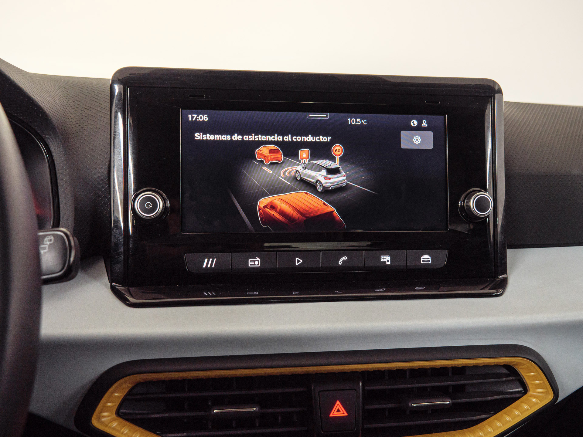 SEAT Arona 1.0 TSI Style Special Edition 85 kW (115 CV) - 10