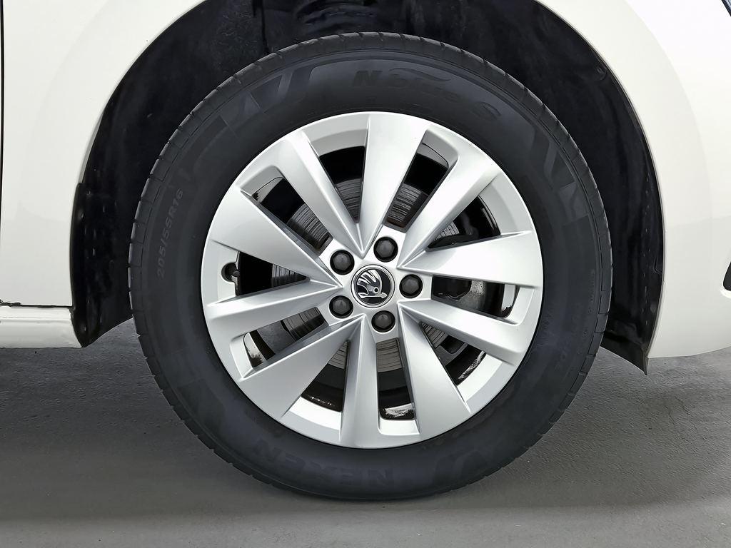 Skoda Scala 1.0 TSI Ambition 81 kW (110 CV) - 7